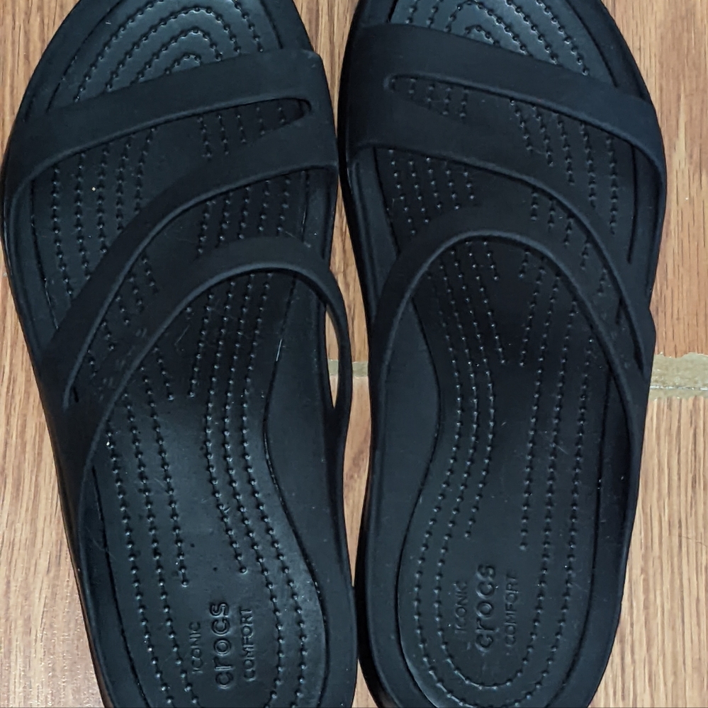 NWOT Crocs Swiftwater Sandal